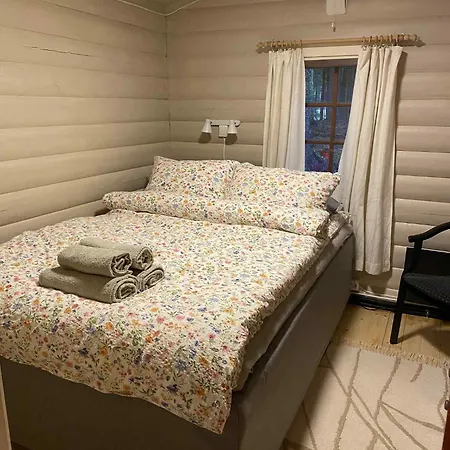 Skogshytte Semesterbostad *