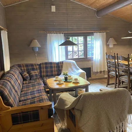 Holiday home Skogshytte