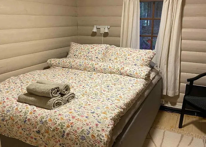 Skogshytte Semesterbostad *