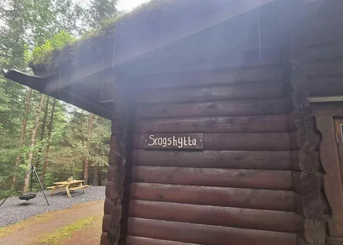 Semesterbostad Skogshytte